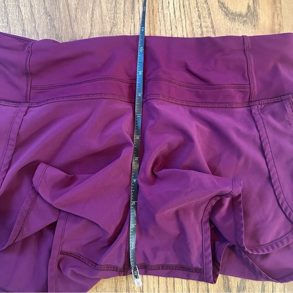 Lululemon Run Times 4” Inseam Shorts Size 6 Color Marvel - Picture 4 of 11